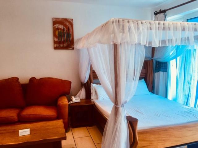 Bamburi Beach Studio Apartment B41 Екстериор снимка